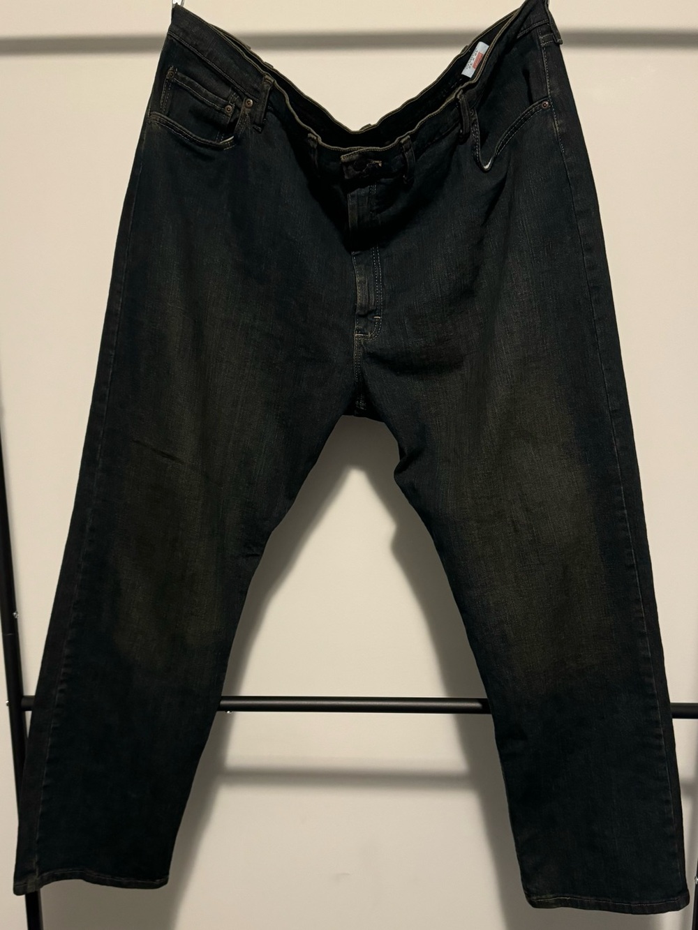 Wrangler:  Men's Black-Wash Straight Jeans